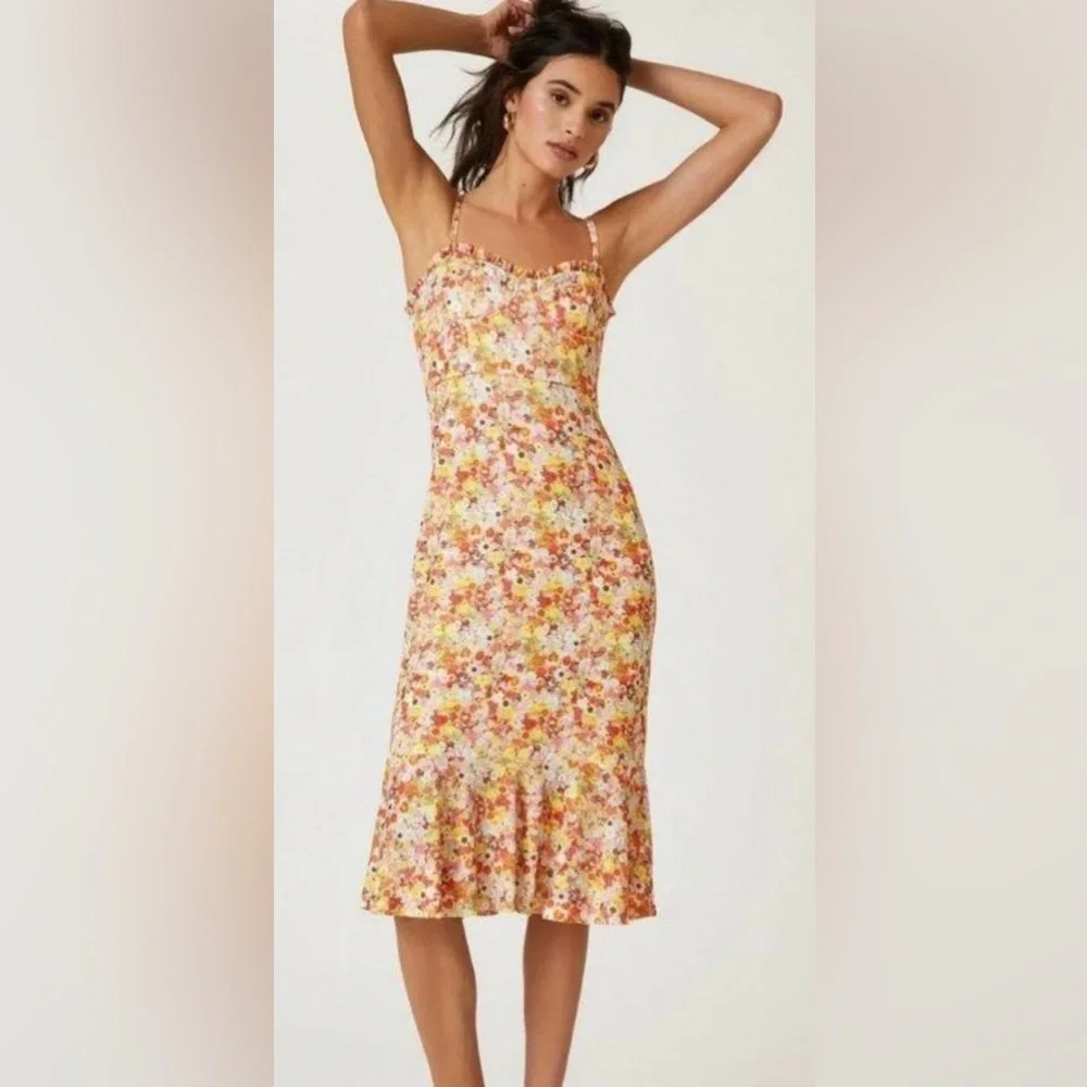 AQUA Ditsy Floral Print Lace Trumpet Midi Dress